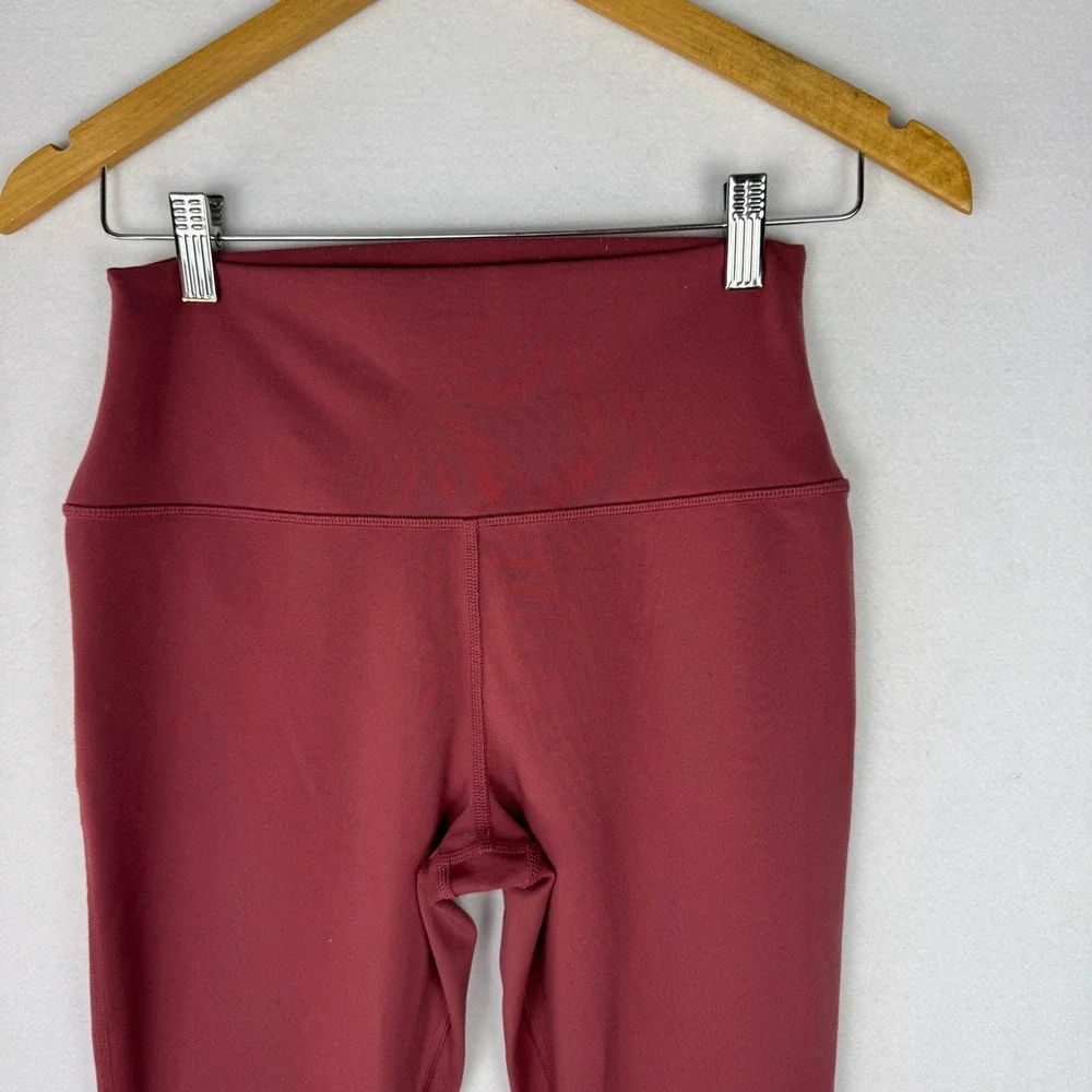 Alo Yoga Airbrush High Waist Flare‎ Pants Cranberry Red Medium Yoga Leggings